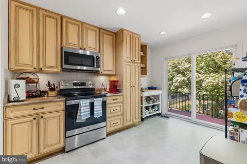 Kitchen - 8240 Taunton Pl, Springfield, VA 22152 photo 1 of 3