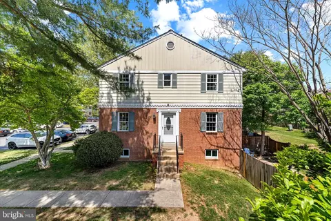 6014 Ticonderoga Ct, Burke, VA 22015