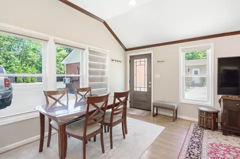 Dining - 11701 Braddock Rd, Fairfax, VA 22030 photo 4 of 4