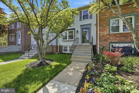 5227 Pleasure Cove Ct, Alexandria, VA 22315