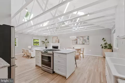 Other - 12121 Stirrup Rd, Reston, VA 20191 photo 4 of 15
