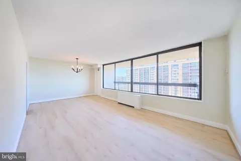 3705 S George Mason Dr #2102S, Falls Church, VA 22041
