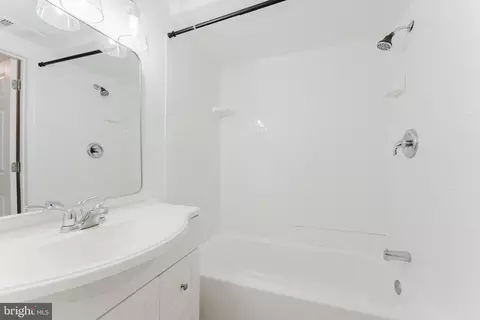 Bath - 5800 B Torington Dr #833, Springfield, VA 22152 photo 1 of 1