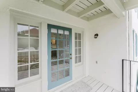 Exterior - 5800 B Torington Dr #833, Springfield, VA 22152 photo 3 of 8