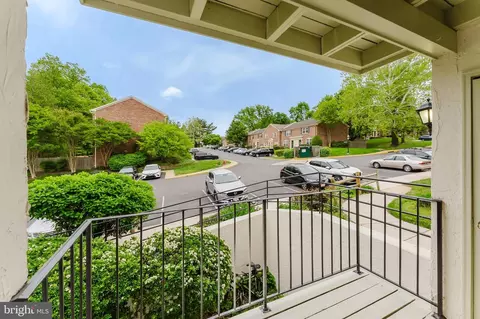 Exterior - 5800 B Torington Dr #833, Springfield, VA 22152 photo 6 of 8