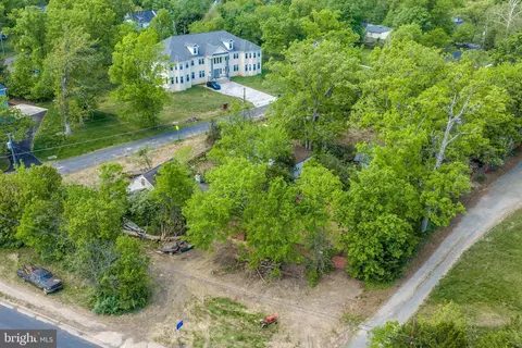 12224 Braddock Rd, Fairfax, VA 22030 photo 13