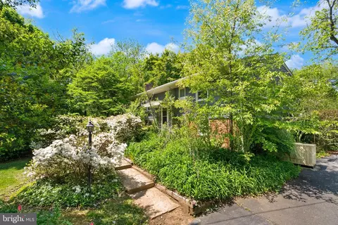 1608 Chain Bridge Rd, Mclean, VA 22101 photo 5