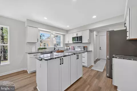 Kitchen - 2339 Colts Brook Dr, Reston, VA 20191 photo 1 of 3