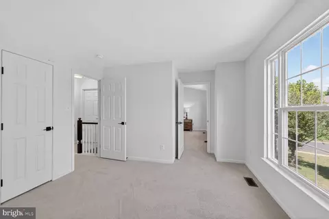Entry Way - 2339 Colts Brook Dr, Reston, VA 20191 photo 4 of 6