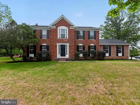 2339 Colts Brook Dr, Reston, VA 20191