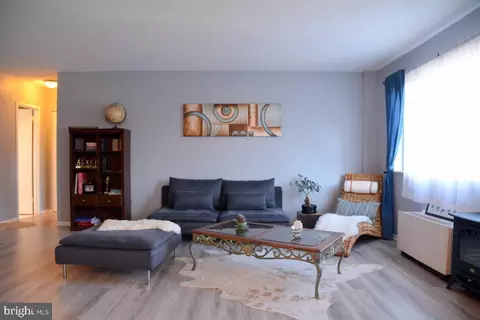 2059 Huntington Ave #311, Alexandria, VA 22303