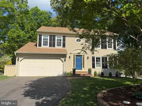 9600 Burnt Oak Dr, Fairfax Station, VA 22039