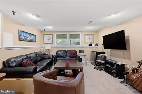 Other - 3824 Beech Down Dr, Chantilly, VA 20151 photo 9 of 14
