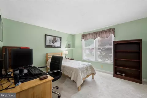 Bedroom - 3824 Beech Down Dr, Chantilly, VA 20151 photo 2 of 5