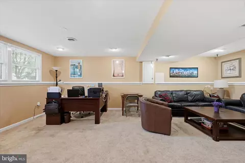 Other - 3824 Beech Down Dr, Chantilly, VA 20151 photo 7 of 14