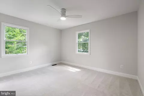 Bedroom - 4505 Briarton Dr, Chantilly, VA 20151 photo 7 of 8