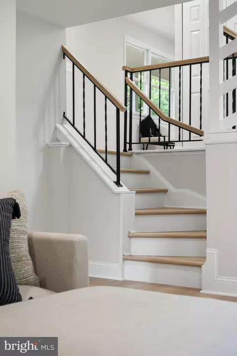 Entry Way - 4505 Briarton Dr, Chantilly, VA 20151 photo 7 of 8