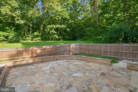 Exterior - 6851 Brian Michael Ct, Springfield, VA 22153 photo 4 of 5
