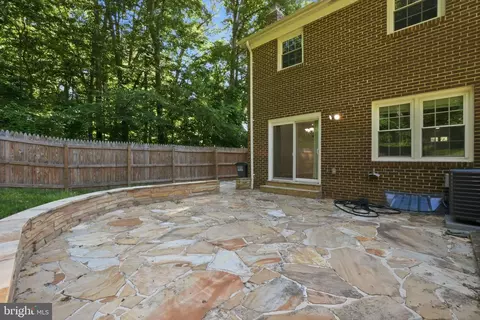 Exterior - 6851 Brian Michael Ct, Springfield, VA 22153 photo 3 of 5