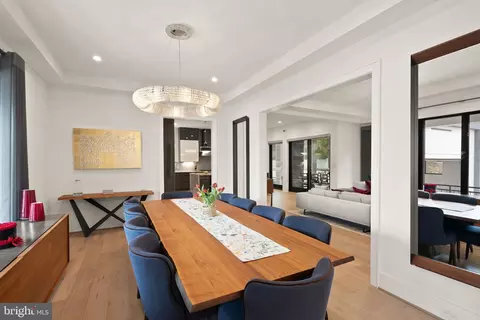 Dining - 1054 Kinglet Ct, Mclean, VA 22101 photo 2 of 2