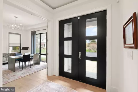 Entry Way - 1054 Kinglet Ct, Mclean, VA 22101 photo 1 of 8