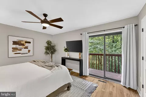 Bedroom - 1978 Winterport Cluster Cluster, Reston, VA 20191 photo 14 of 20