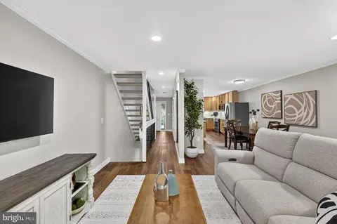 Entry Way - 1978 Winterport Cluster Cluster, Reston, VA 20191 photo 4 of 11