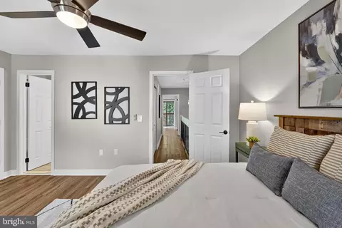 Bedroom - 1978 Winterport Cluster Cluster, Reston, VA 20191 photo 6 of 20