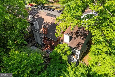 View/Area - 1978 Winterport Cluster Cluster, Reston, VA 20191 photo 3 of 5