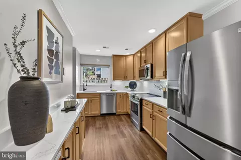 Kitchen - 1978 Winterport Cluster Cluster, Reston, VA 20191 photo 3 of 8
