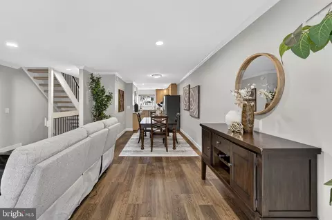Entry Way - 1978 Winterport Cluster Cluster, Reston, VA 20191 photo 5 of 11