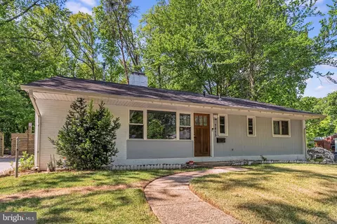 Exterior - 7415 Hastings St, Springfield, VA 22150 photo 2 of 5