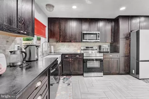 Kitchen - 7415 Hastings St, Springfield, VA 22150 photo 2 of 2
