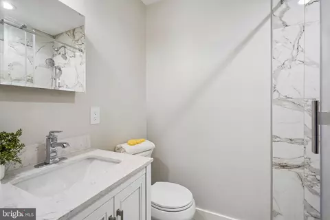 Bath - 1309 Northgate Sq, Reston, VA 20190 photo 2 of 4