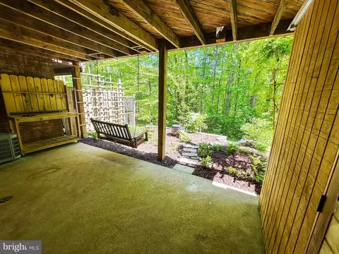 Exterior - 8923 Park Forest Dr, Springfield, VA 22152 photo 3 of 9