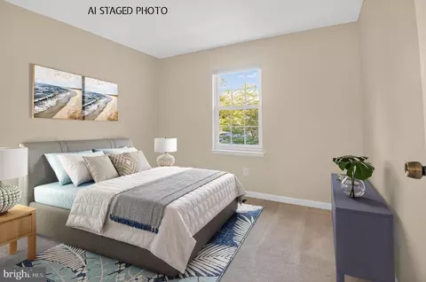 Bedroom - 8923 Park Forest Dr, Springfield, VA 22152 photo 4 of 6