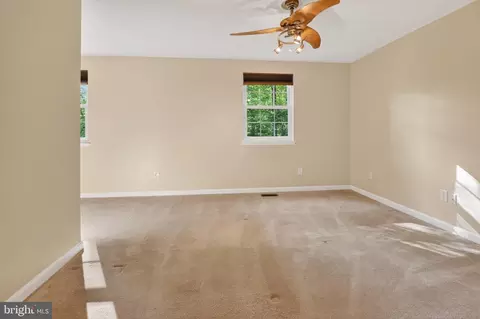 Bedroom - 8923 Park Forest Dr, Springfield, VA 22152 photo 5 of 6