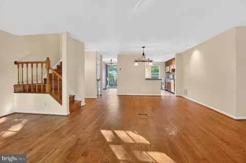 Living - 8923 Park Forest Dr, Springfield, VA 22152 photo 7 of 7