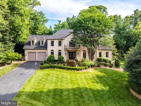 1256 New Bedford Ln, Reston, VA 20194