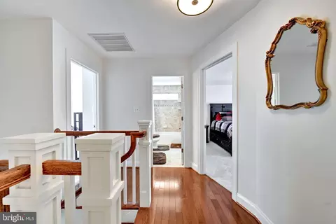 Entry Way - 6200 Hanover Ave, Springfield, VA 22150 photo 6 of 9