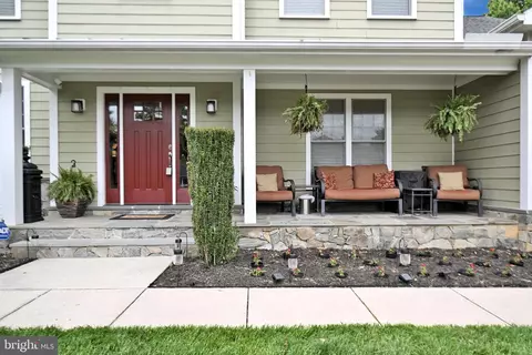 Exterior - 6200 Hanover Ave, Springfield, VA 22150 photo 4 of 8