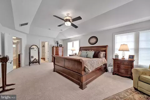 Bedroom - 6200 Hanover Ave, Springfield, VA 22150 photo 10 of 14