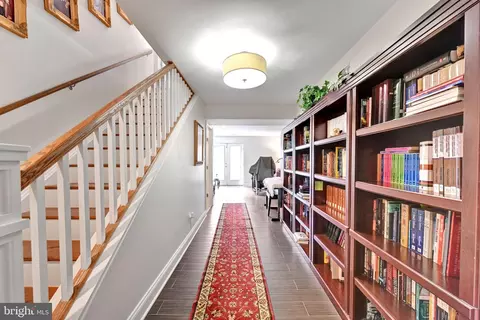 Entry Way - 6200 Hanover Ave, Springfield, VA 22150 photo 8 of 9