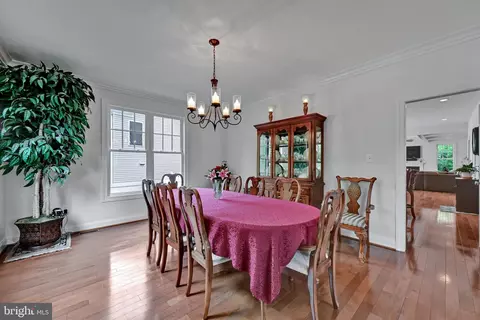 Dining - 6200 Hanover Ave, Springfield, VA 22150 photo 2 of 8