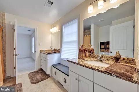 Bath - 6200 Hanover Ave, Springfield, VA 22150 photo 5 of 11