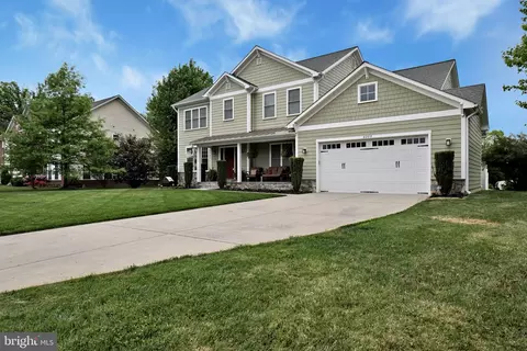 Exterior - 6200 Hanover Ave, Springfield, VA 22150 photo 3 of 8