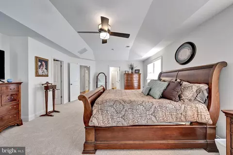 Bedroom - 6200 Hanover Ave, Springfield, VA 22150 photo 11 of 14