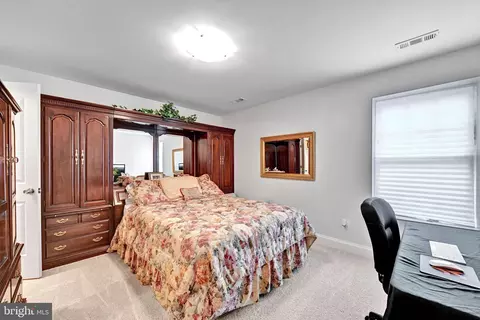 Bedroom - 6200 Hanover Ave, Springfield, VA 22150 photo 13 of 14