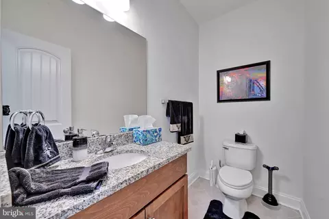 Bath - 6200 Hanover Ave, Springfield, VA 22150 photo 1 of 11