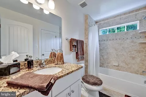 Bath - 6200 Hanover Ave, Springfield, VA 22150 photo 3 of 11